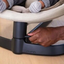 Nuna Transat Leaf Teak -Joli Nid Magasin leaf teak nuna OF