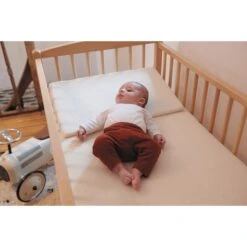 Lit En Bois 60x120 Cm Arthur Hybride Vieux Rose -Joli Nid Magasin lit arthur 60x120 avec roulettes sans barreaux amovilbles hybride vieux rose combelle OL