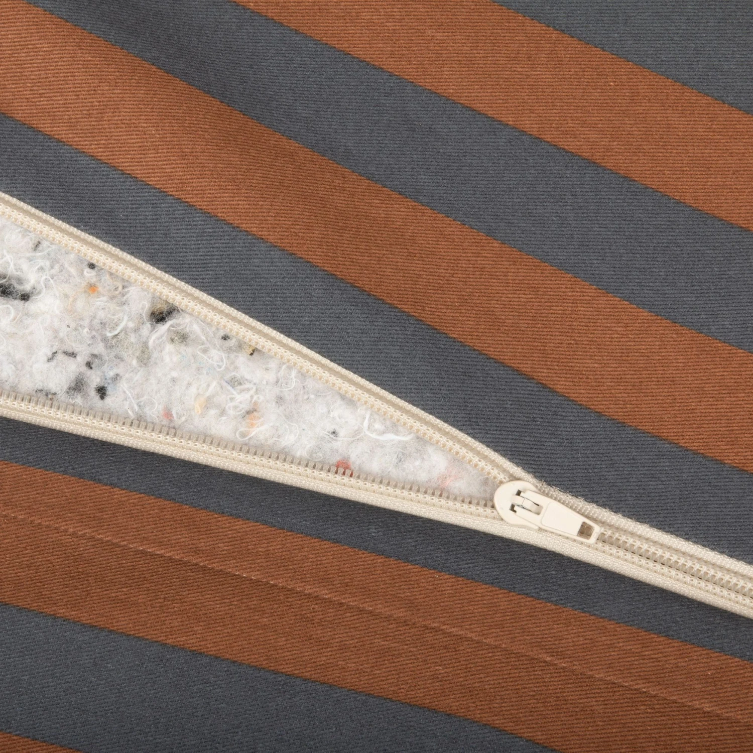 Matelas De Sol Majestic Bio Blue Brown Stripes 5 Matelas De Sol Majestic Bio Blue Brown Stripes – Image 3