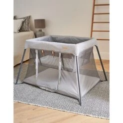 Lit Parapluie Avec Berceau Gris -Joli Nid Magasin mm21 lit de voyage avec berceau parc noukies OD