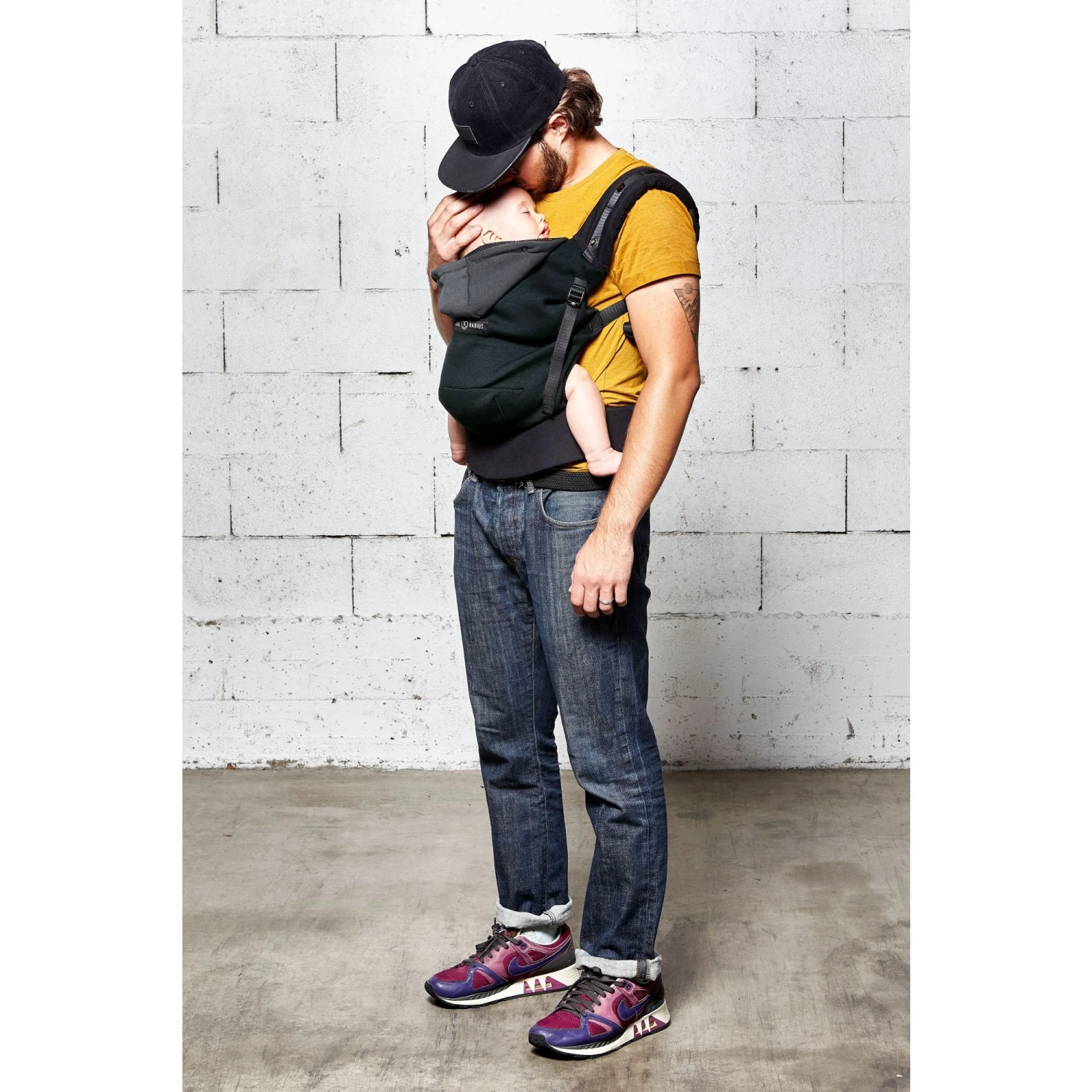 Pack évolution Porte Bébé Hoodiecarrier Black Forest 14 Pack évolution Porte Bébé Hoodiecarrier Black Forest – Image 12