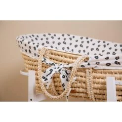 Childhome Couffin Panier Moise Natural + Matelas + Habillage Jersey Léopard 12 Childhome Couffin Panier Moise Natural + Matelas + Habillage Jersey Léopard -Joli Nid Magasin panier moise soft cornhusk natural matelas habbilage jersey leopard childhome OE