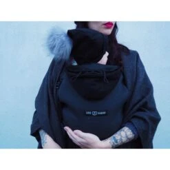 Porte Bébé Hoodiecarrier Black Forest -Joli Nid Magasin porte bebe hoodiecarrier black forest love radius OG