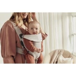 BabyBjörn Porte Bébé Mini Jersey 3D Beige Clair -Joli Nid Magasin porte bebe mini jersey 3dbeige clair babybjorn OC