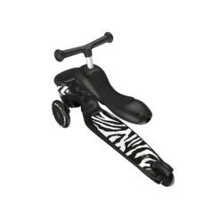 Scoot & Ride Porteur évolutif En Trottinette Highwaykick 1 Zebre -Joli Nid Magasin sr trottinette 2 1 hwk1 lifestyle zebre scoot ride OF